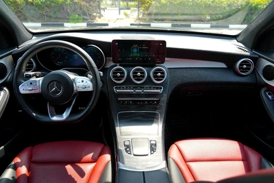 Mercedes-Benz GLC 300 4MATIC 2020 - American Specs-11