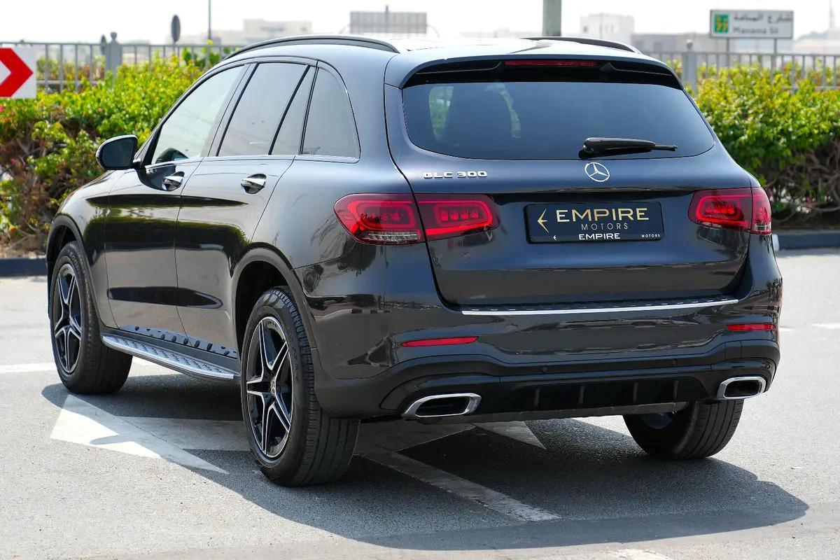 Mercedes-Benz GLC 300 4MATIC 2020 - American Specs-10-10