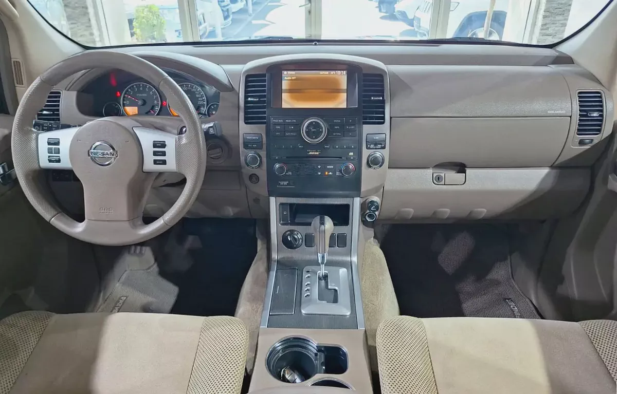 SE 4WD . GCC Specs . Excellent Condition-10-10