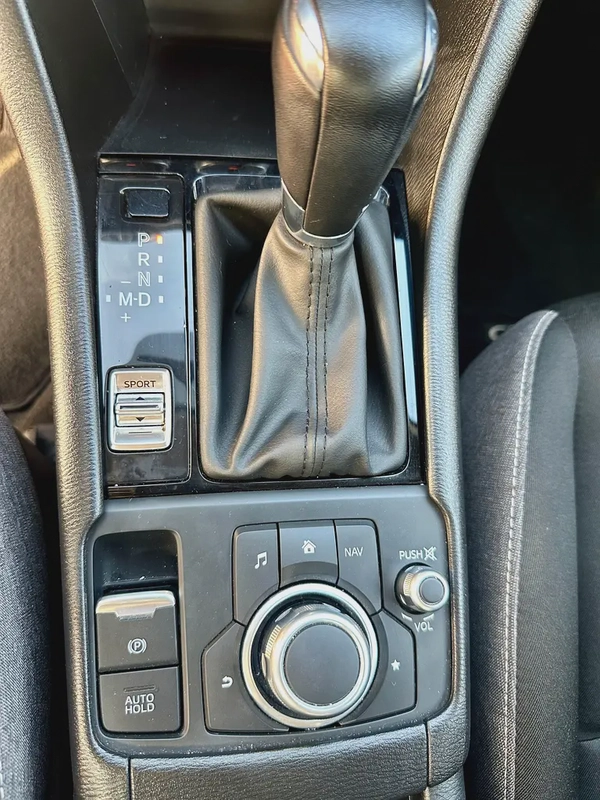 760/-AED EMI Mazda CX-3 2024 2.0L || GCC Specs || Well Maintained