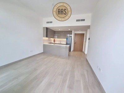 Brand New Luxurious 1bhk Flat With Chiller Free-3