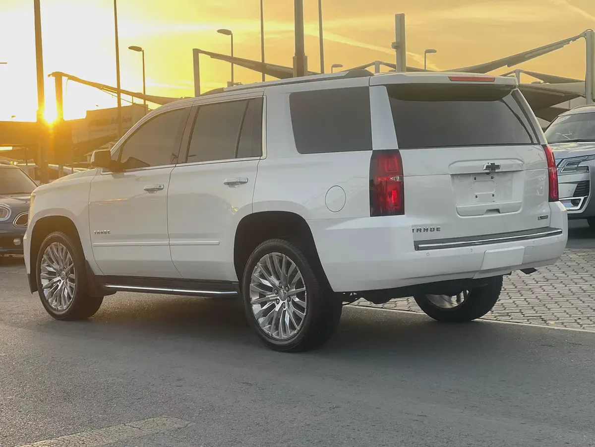Chevrolet Tahoe 2018 Premium - American Specs-4-4