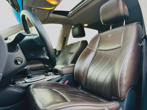 2013 Infiniti JX35 - # 30851
