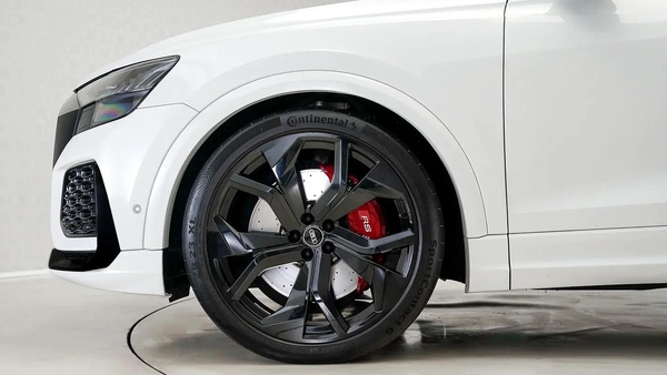 Audi RS Q8 4.0 TFSI quattro