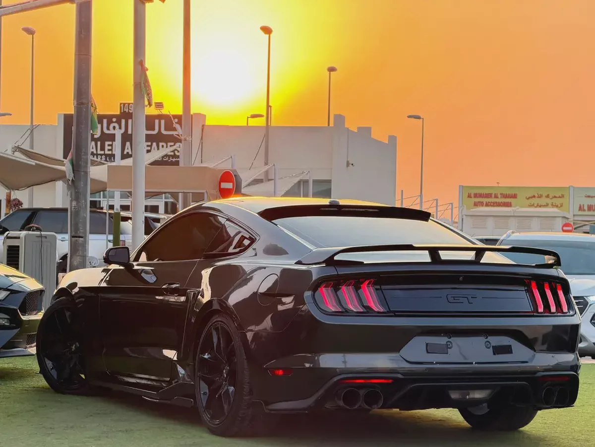 Ford Mustang GT 2019 American Specs-1-1