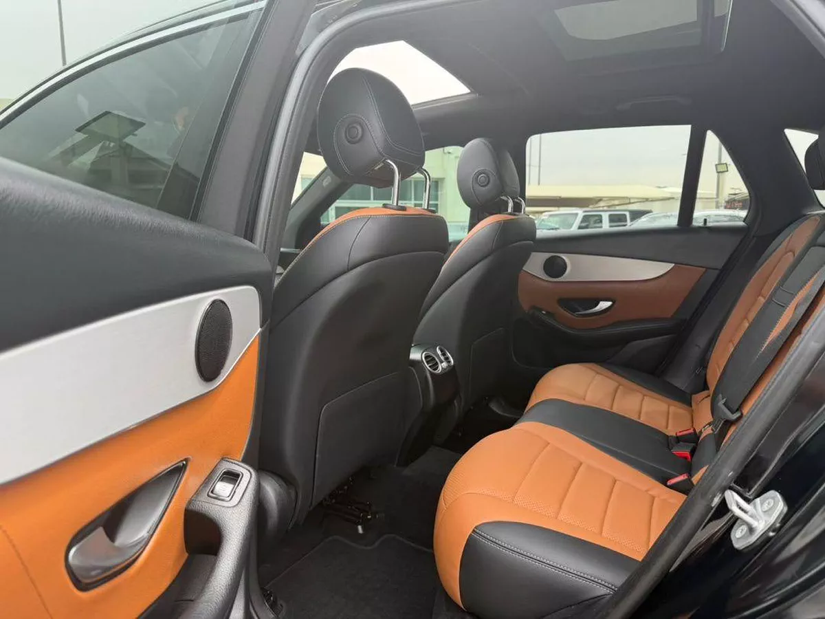 For sale Mercedes-Benz GLC 300 I (X253) Facelift, 2.0 l, 2021 in UAE, Sharjah-9-9