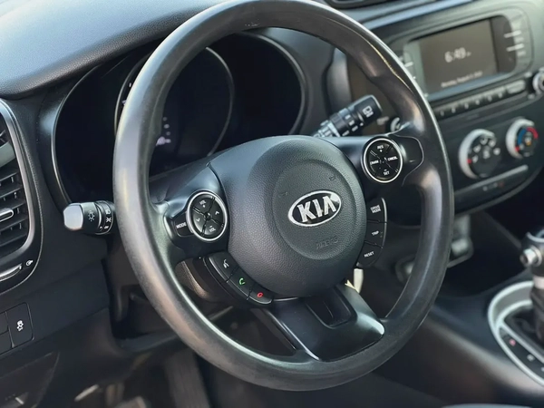 2018 Kia Soul S - American Specs - Excellent Condition