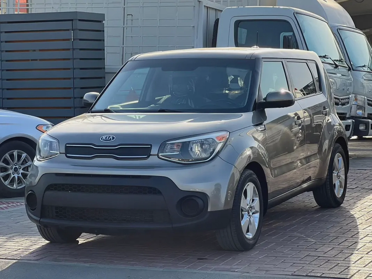 2018 Kia Soul S - American Specs - Excellent Condition-2-2