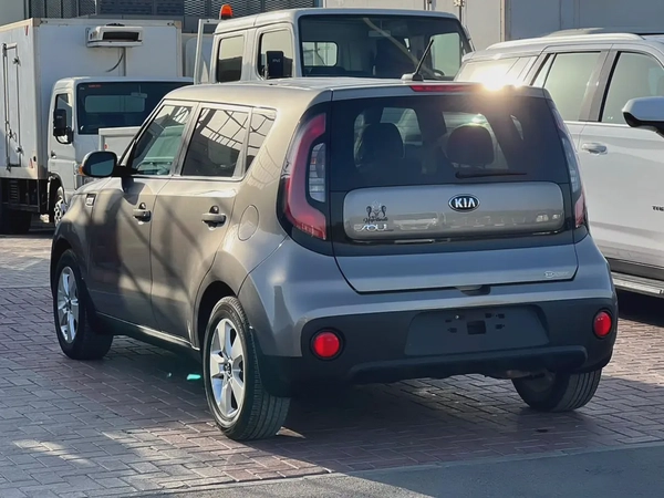 2018 Kia Soul S - American Specs - Excellent Condition