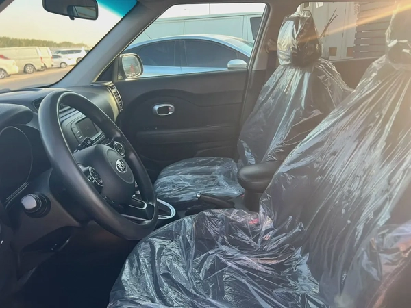 2018 Kia Soul S - American Specs - Excellent Condition