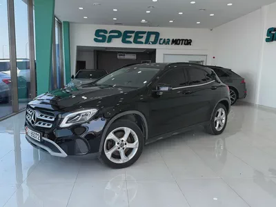 Mercedes-Benz GLA 220 2018 | Korean Specs | Excellent Condition-0