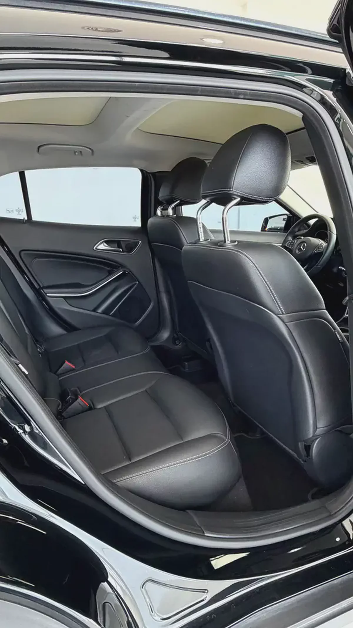 Mercedes-Benz GLA 220 2018 | Korean Specs | Excellent Condition-12-12