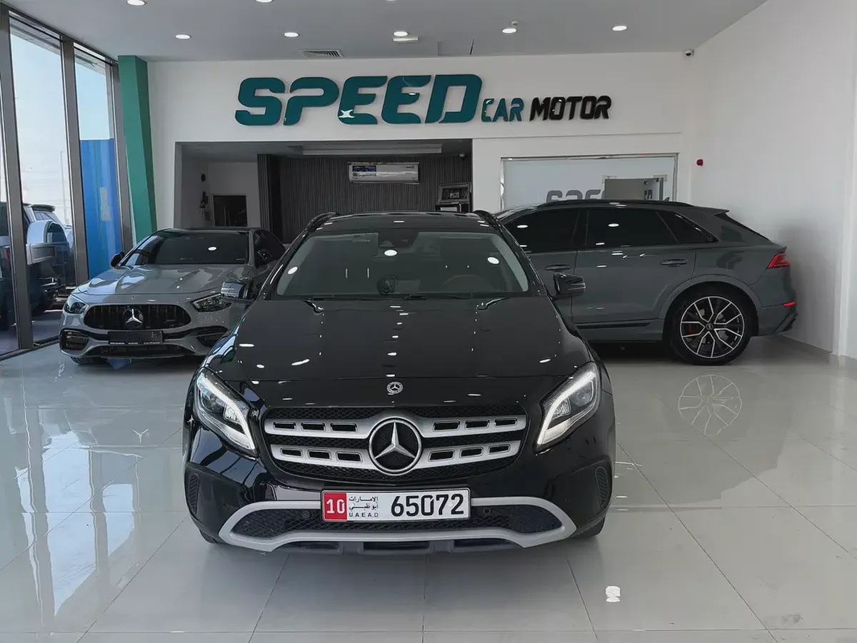 Mercedes-Benz GLA 220 2018 | Korean Specs | Excellent Condition-3-3