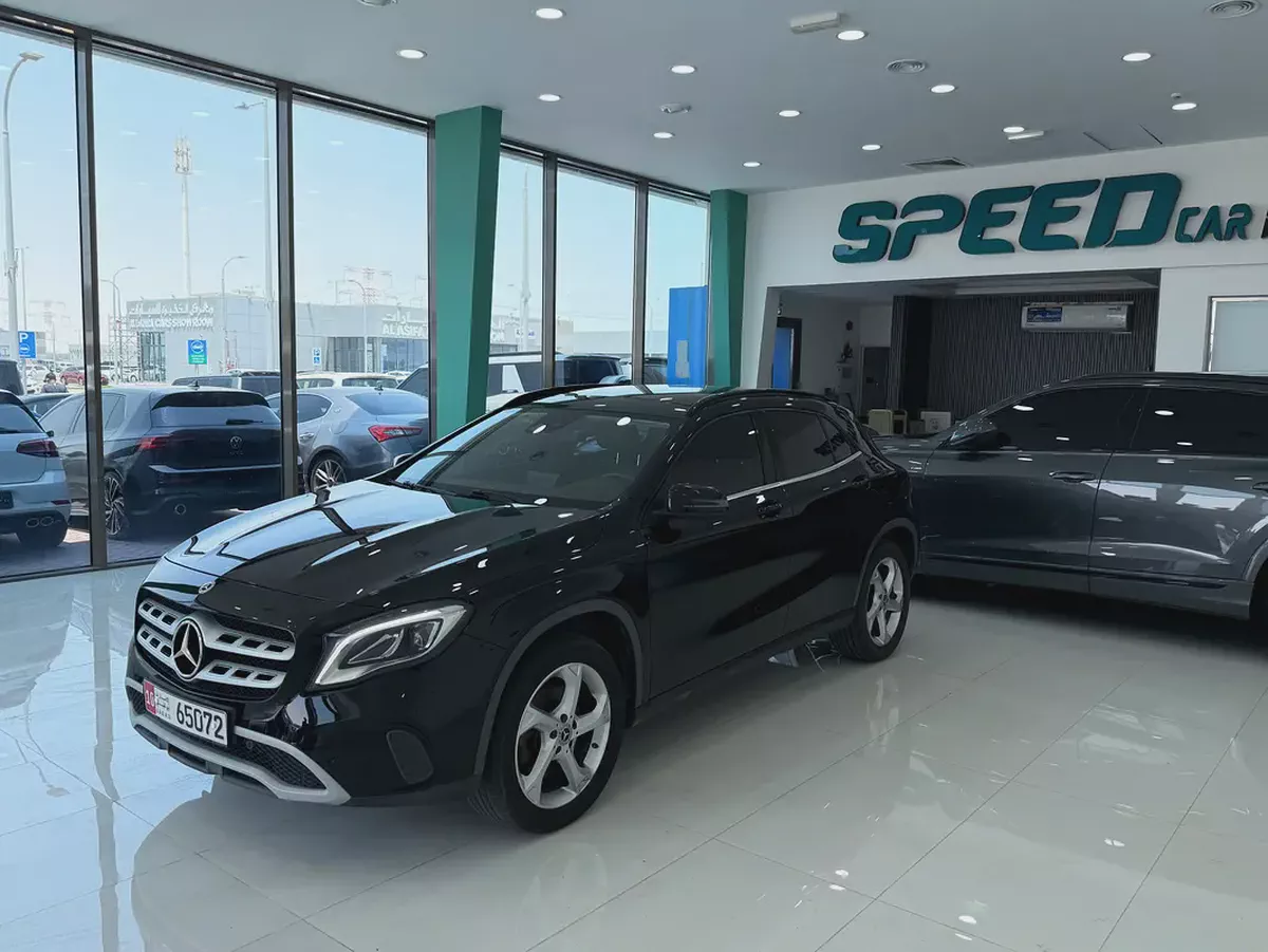 Mercedes-Benz GLA 220 2018 | Korean Specs | Excellent Condition-4-4