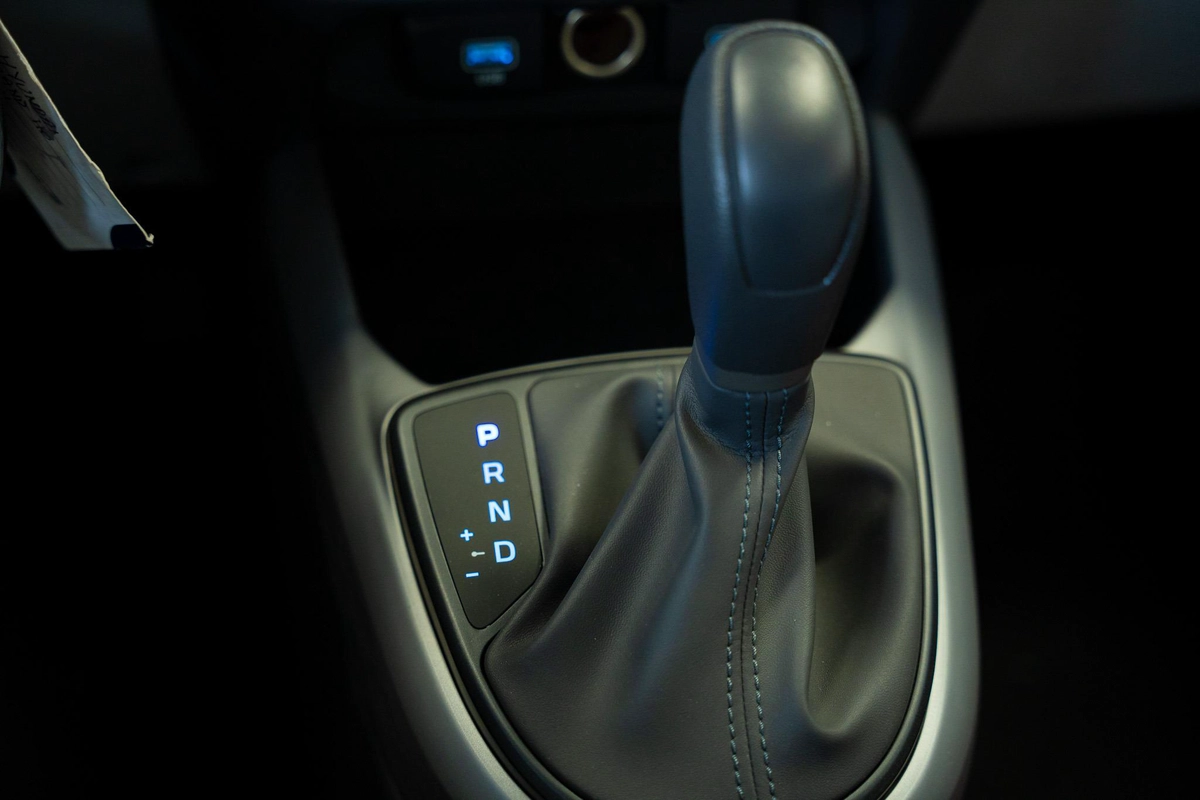 HYUNDAI GRAND i10 MODEL 2026 GCC SPECS-20-20