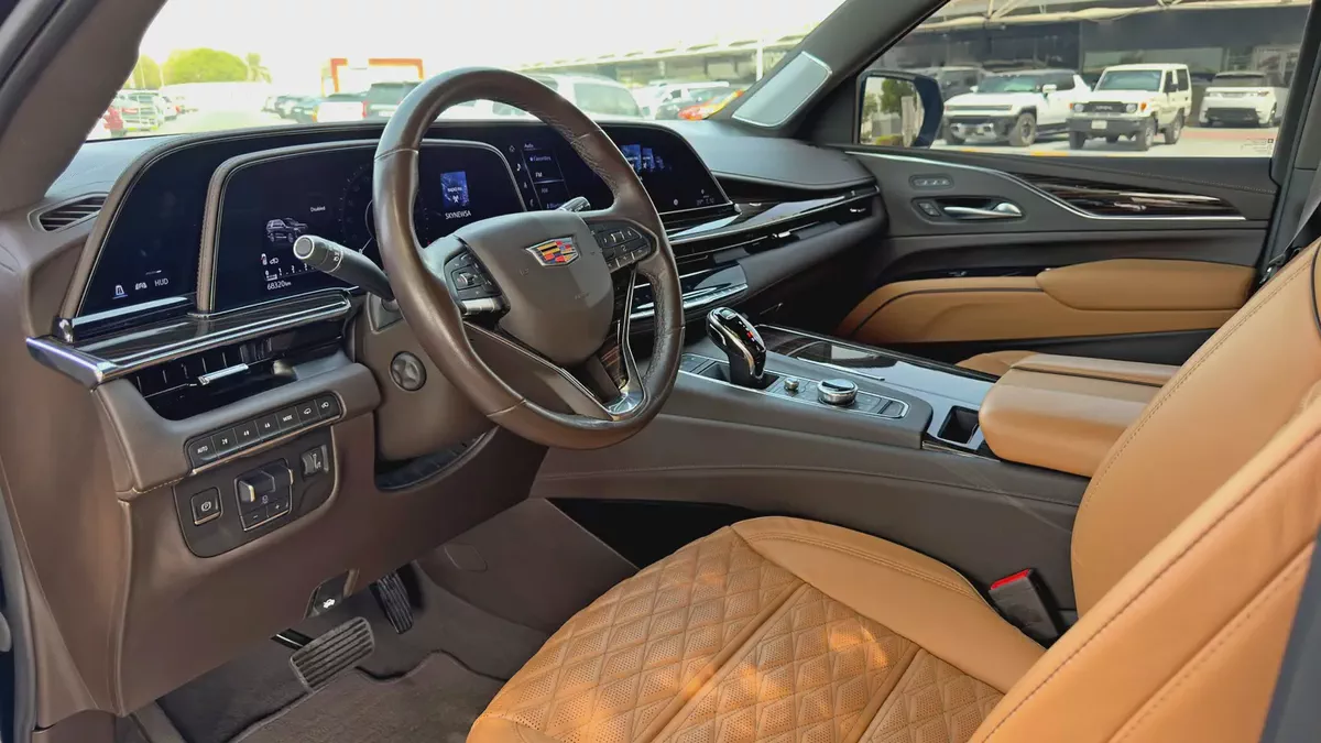 2023 Cadillac Escalade Sport, Dealer Warranty, GCC Specifications-7-7