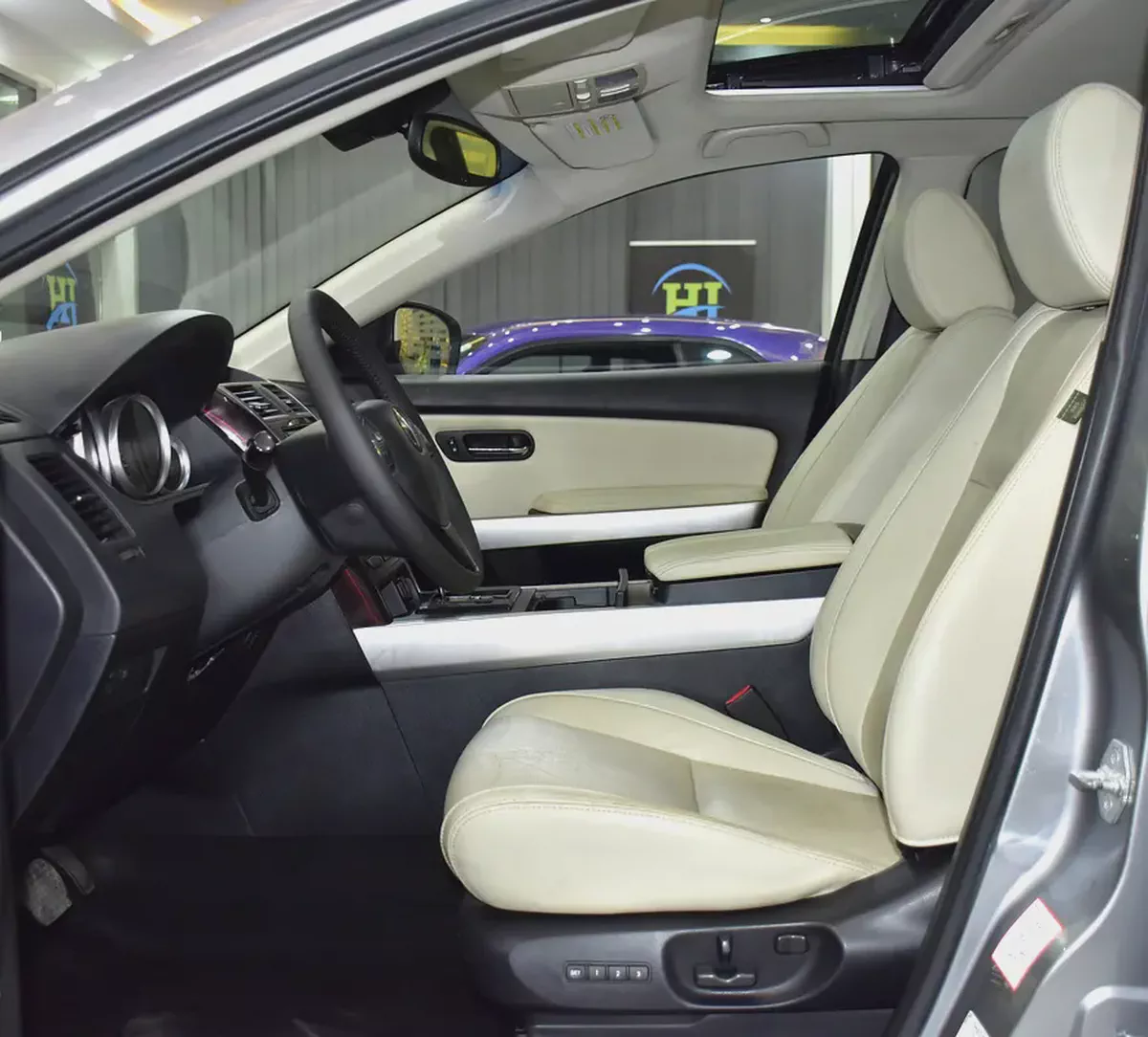 EXCELLENT DEAL for our Mazda CX-9 AWD ( 2014 Model ) in Silver Color GCC Specs-8-8