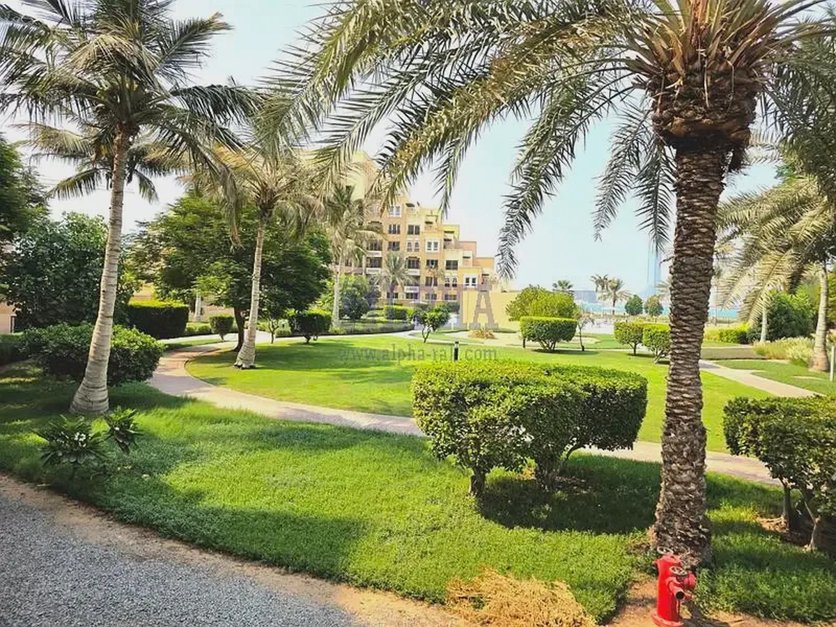 3BR Plus Maid Room | UNfurnished | Garden view-3-3