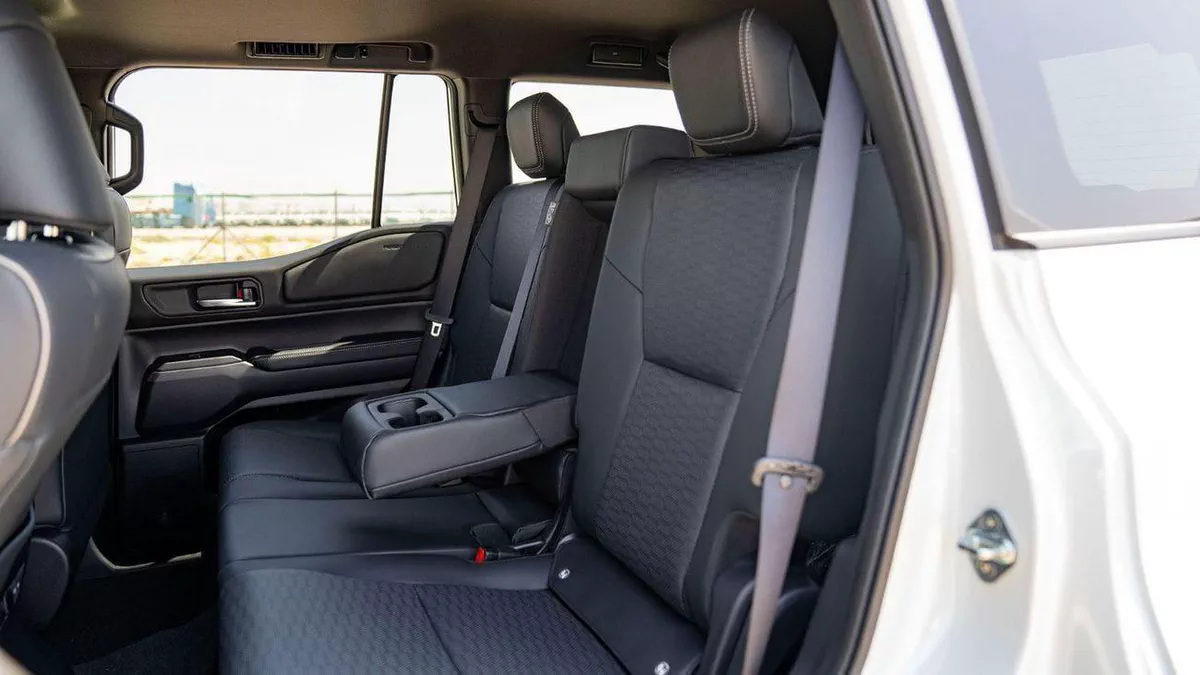 Toyota Prado ADVENTURE 1ST EDITION PRADO 2025\FIRST EDITION DIESEL\(LHD) TOYOTA PRADO 250 2.8D AT FIRST EDITION M-19-0