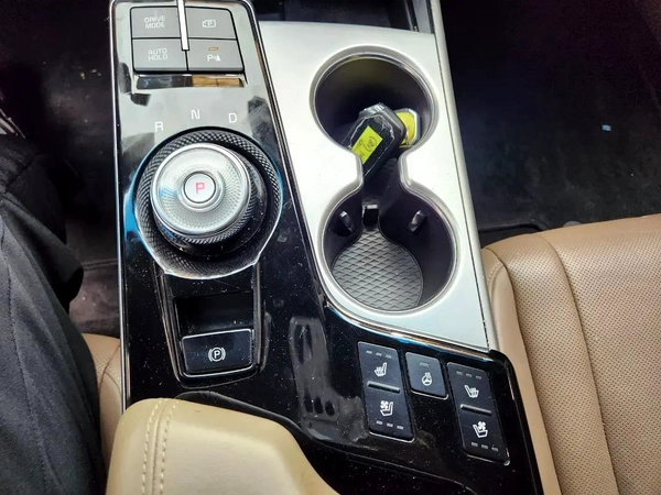 Kia K8 Noblesse 2022 - Korean Specs - GCC Ready