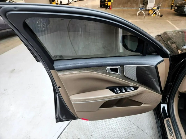 Kia K8 Noblesse 2022 - Korean Specs - GCC Ready