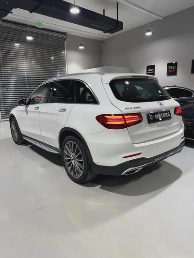 Mercedes-Benz GLC 250 4MATIC | 2018 | GCC | Full Option | Full service History | Monthly: 2,800 AED-5