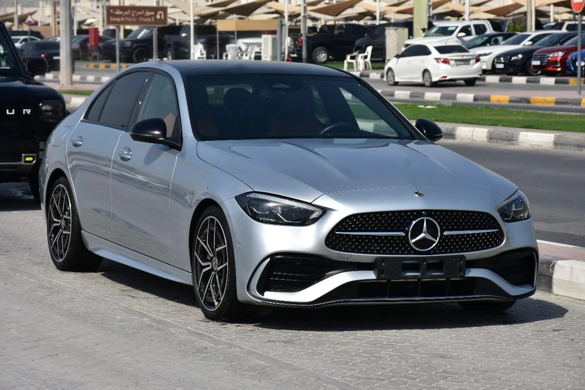 C300 LUXURY LOADED 2023 | SILVER-4-4