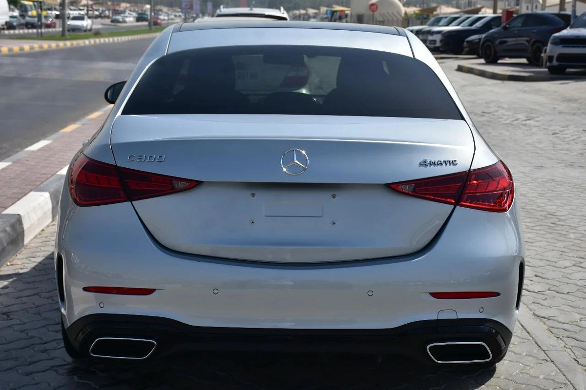 C300 LUXURY LOADED 2023 | SILVER-11-11
