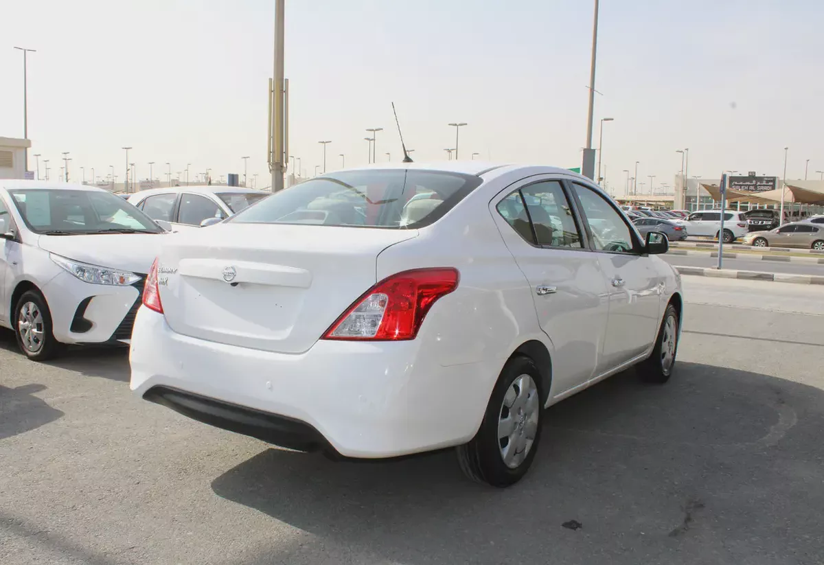 Nissan Sunny GCC 2023-4-4
