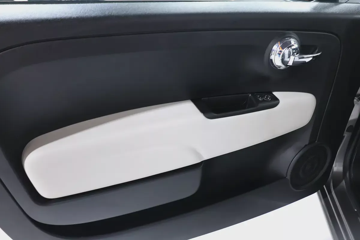 Fiat 500 Dolcevita 2022 GCC Specs-8-8