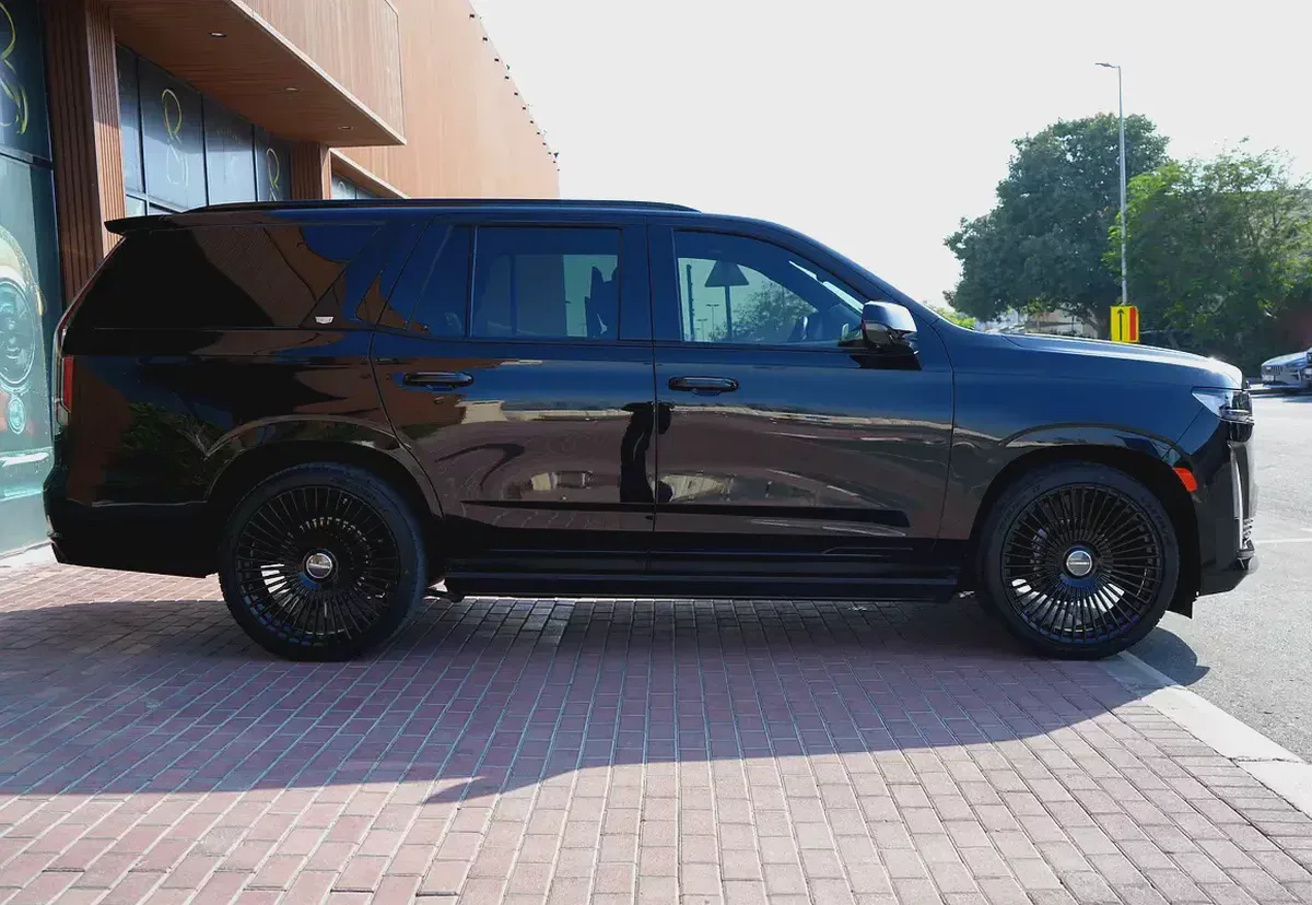 2024 Cadillac Escalade Sport Platinum | 7seaters | Excellent Condition-3-3