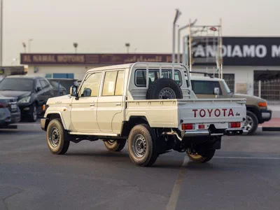 Toyota Land Cruiser Pick Up EXPORT ONLY - LC 79 2.8L Double Cabin M/T-3