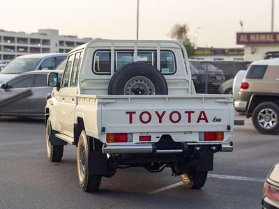 Toyota Land Cruiser Pick Up EXPORT ONLY - LC 79 2.8L Double Cabin M/T-5