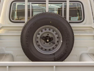 Toyota Land Cruiser Pick Up EXPORT ONLY - LC 79 2.8L Double Cabin M/T-6