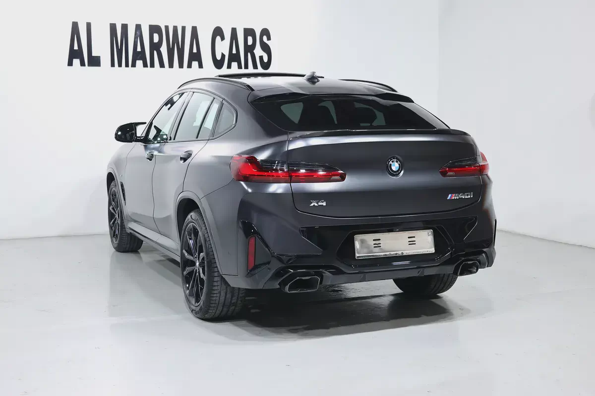 2022 BMW X4 M40i GCC Specs-Under warranty & service-PRISTONE CONDITION-5-5