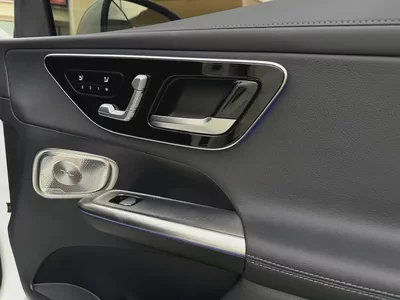 Mercedes GLC300 model 2025 import from Korea مرسيدس جي ال سي ٣٠٠ موديل ٢٠٢٥ وارد كوريا-19