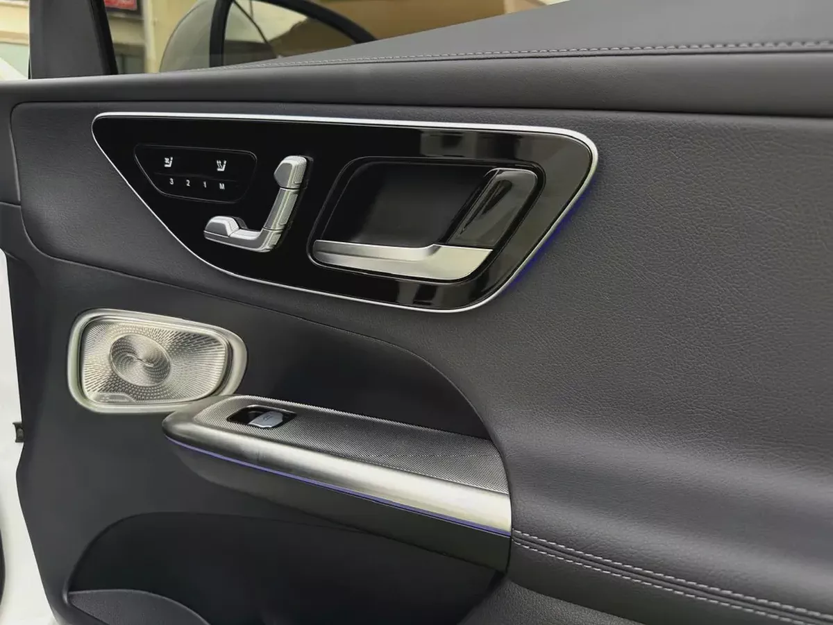 Mercedes GLC300 model 2025 import from Korea مرسيدس جي ال سي ٣٠٠ موديل ٢٠٢٥ وارد كوريا-19-19