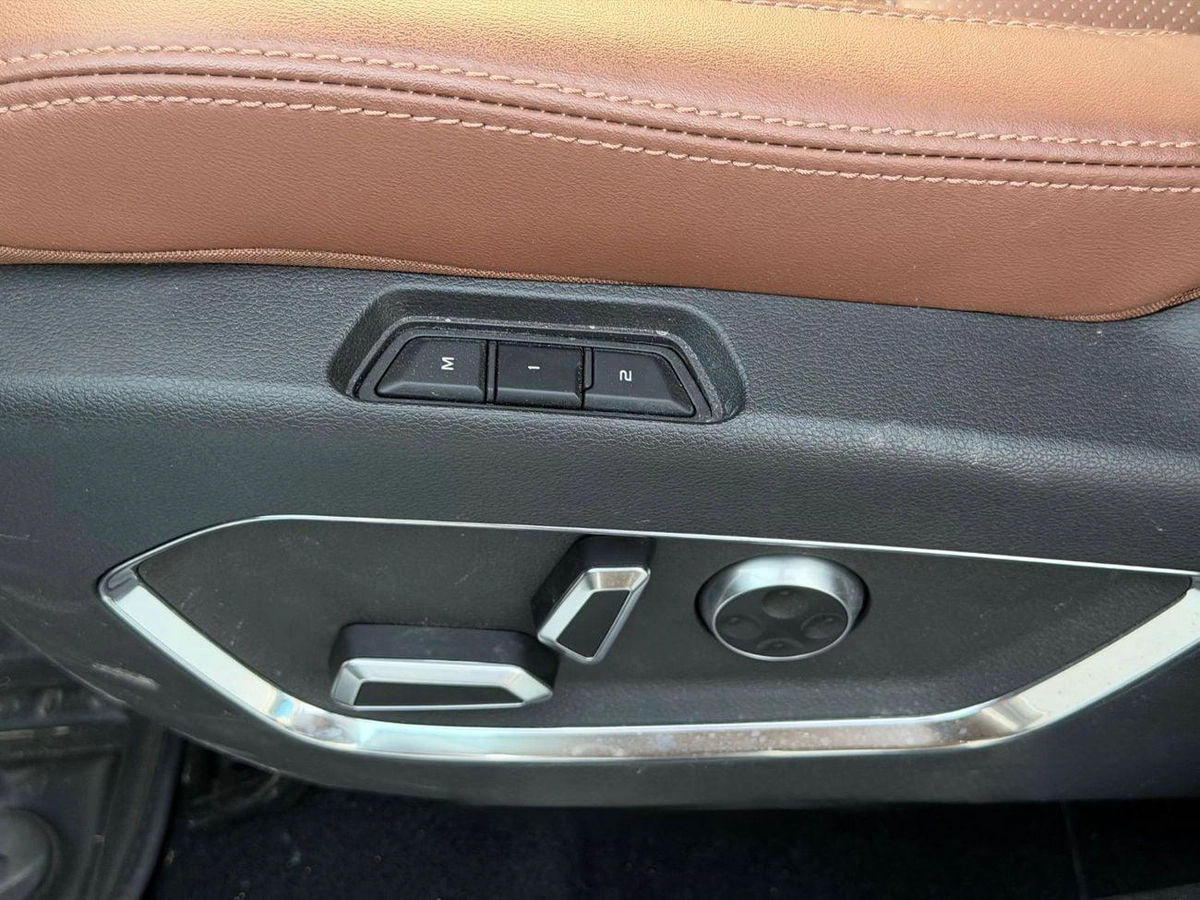 Geely Azkarra LUXURY GL 1.5L Petrol 2023 Export Price @ 53,500 AED-6-0