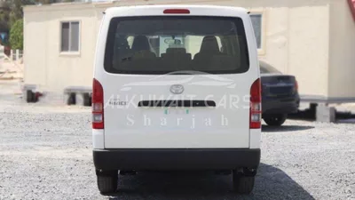Toyota Hiace DLS - STD ROOF 15seat 2.5D V4 MT 2023-4