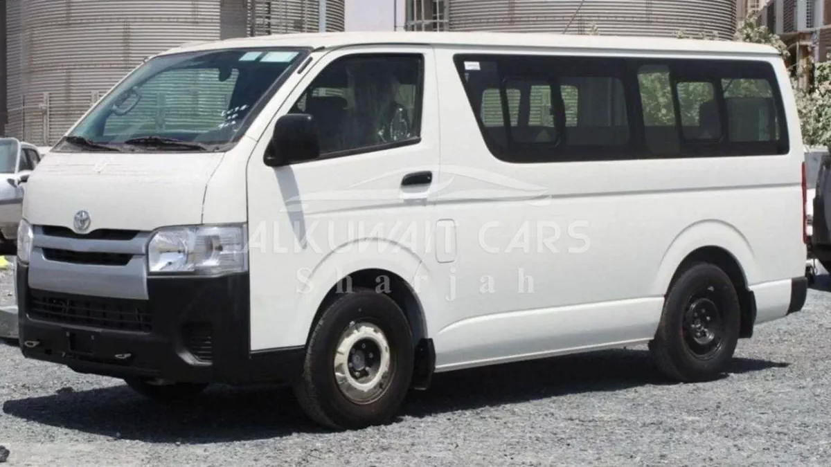 Toyota Hiace DLS - STD ROOF 15seat 2.5D V4 MT 2023