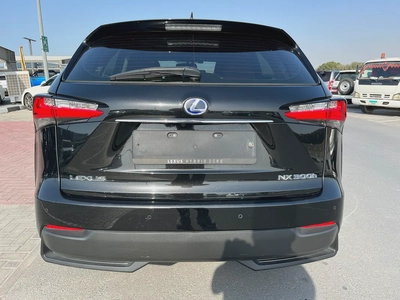 LEXUS NX300h-5