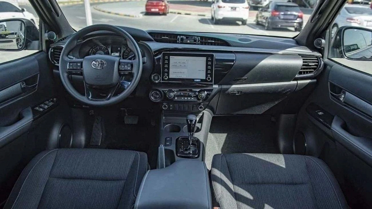 Toyota Hilux Adventure 4.0L-11-11