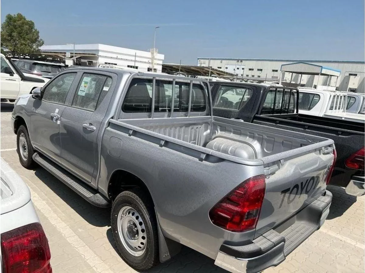 Toyota Hilux GL TOYOTA HILUX 2.7L V4 4WD P.WINDO PETROL 2023 0KM-4-0
