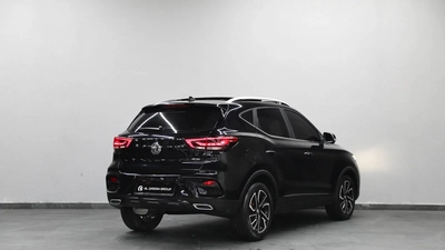 GCC | 1.5L | 625 AED Monthly Installment | Free Insurance and Registration-3