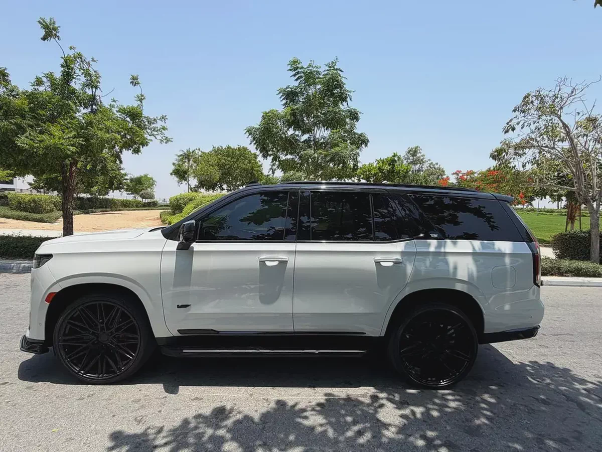 2023 Cadillac Escalade Sport Platinum | American Specs | Pristine Condition-5-5