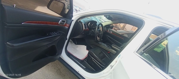 GCC Specs 2013 Jeep Grand Cherokee Laredo - Reliable and Ready to Go!