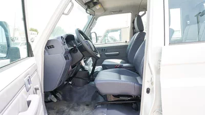 Toyota Land Cruiser Pick Up 4.2L Diesel-11