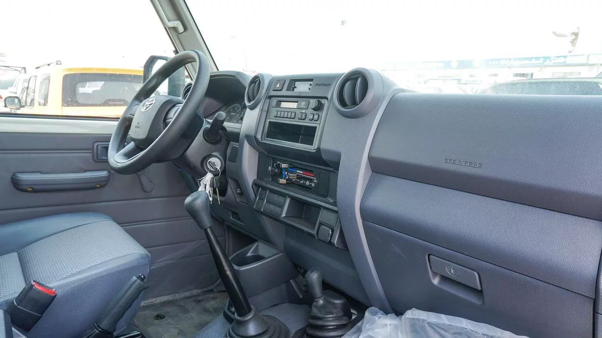 Toyota Land Cruiser Pick Up 4.2L Diesel-10-0