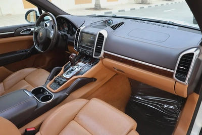 PORSCHE CAYENNE S-2013-102000KM-GCC SPECS-EXCELLENT CONDITION-14