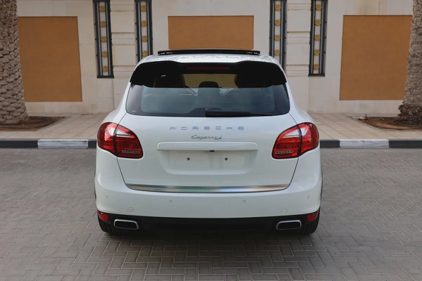 PORSCHE CAYENNE S-2013-102000KM-GCC SPECS-EXCELLENT CONDITION